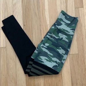 ‼️Bombshell Leggings‼️